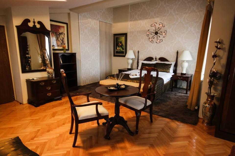 Hotel Villa Alexander Скоп'є Екстер'єр фото